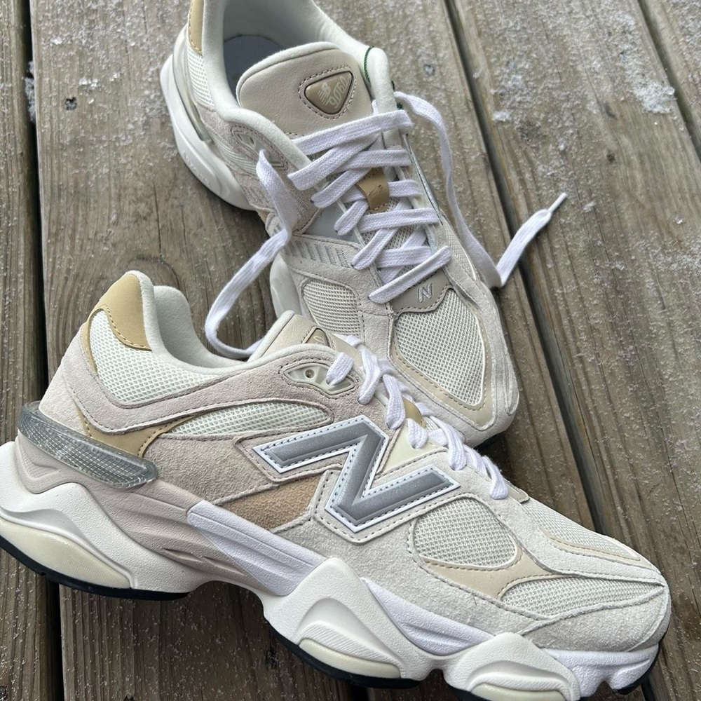 New Balance Men’s White and Tan Sneakers
